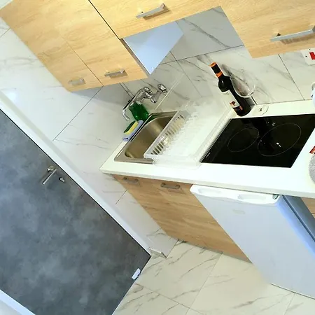 Eleana Apartman Ajía Nápa